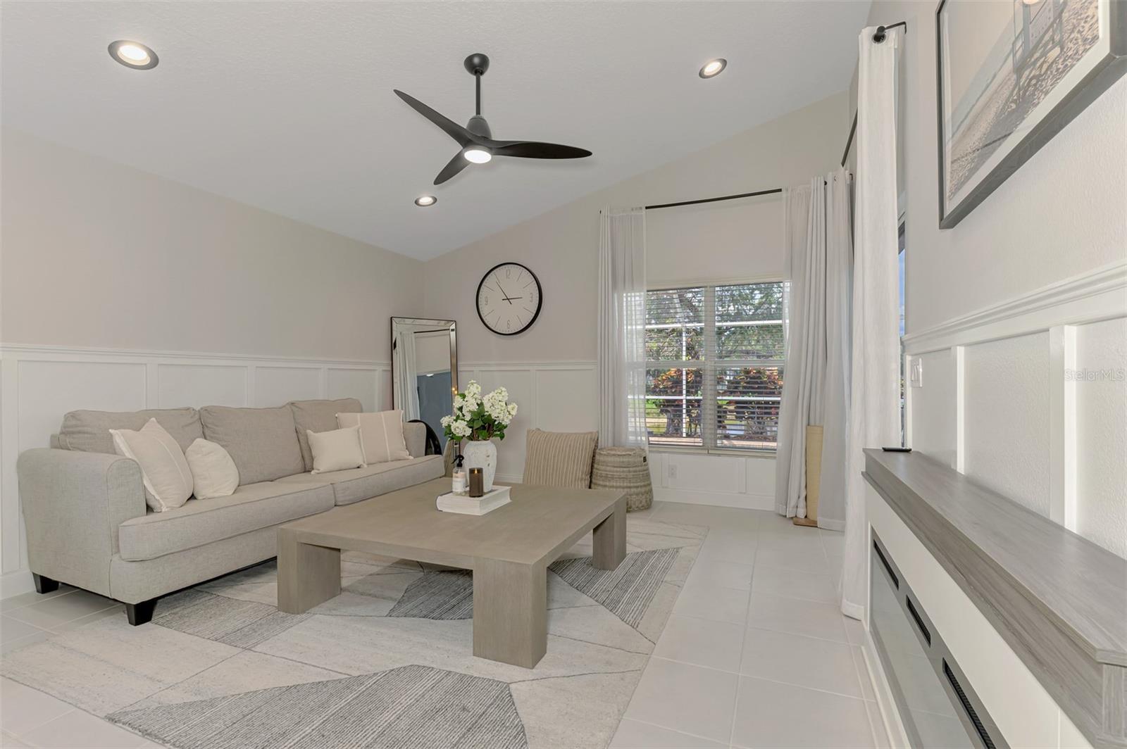 Image 22 of 44 For 5261 Highbury Circle