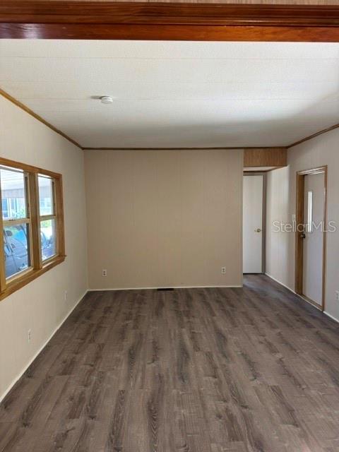 Image 13 of 52 For 110 52nd Avenue Terrace E