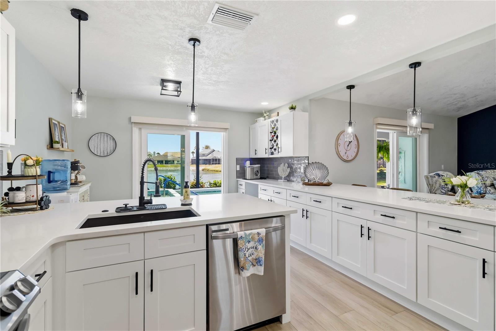 Image 18 of 66 For 8712 53rd Avenue W