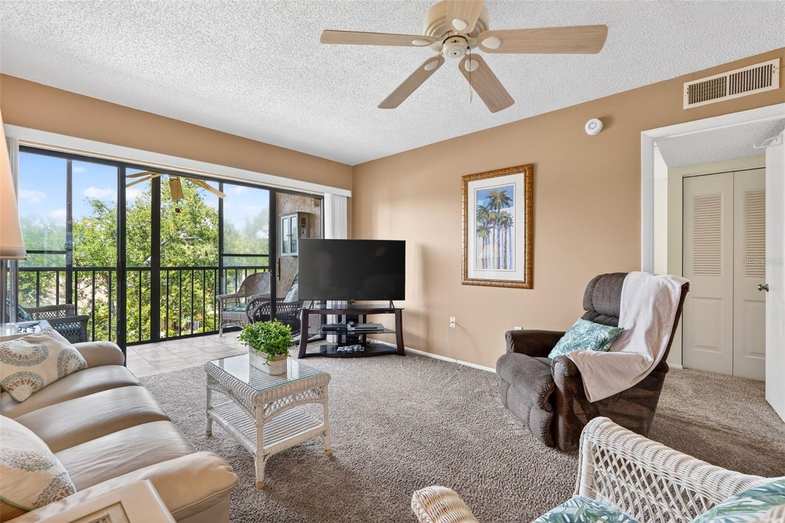 Image 17 of 45 For 505 30th Avenue W E303