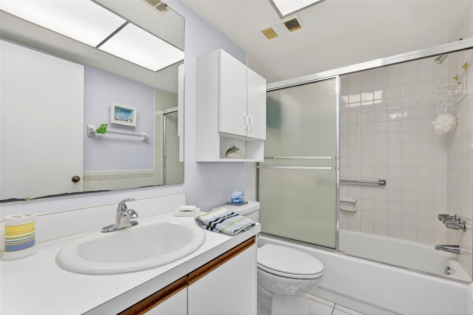 Image 33 of 45 For 505 30th Avenue W E303