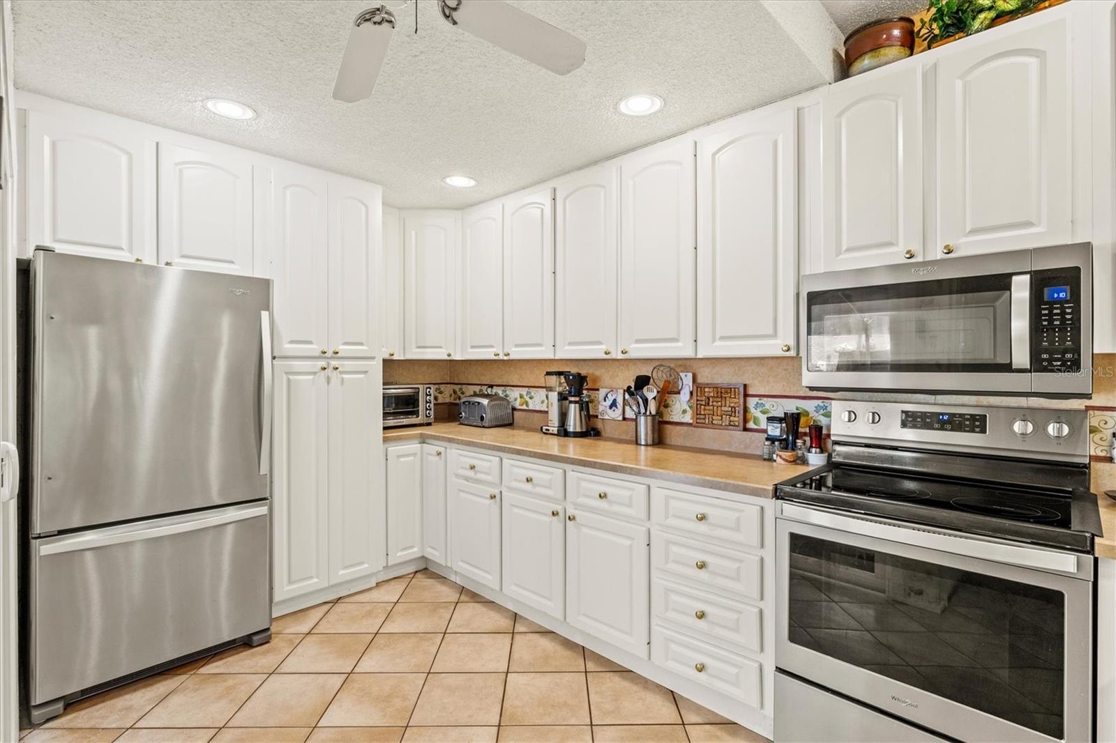 Image 11 of 65 For 4612 Park Lake Terrace N