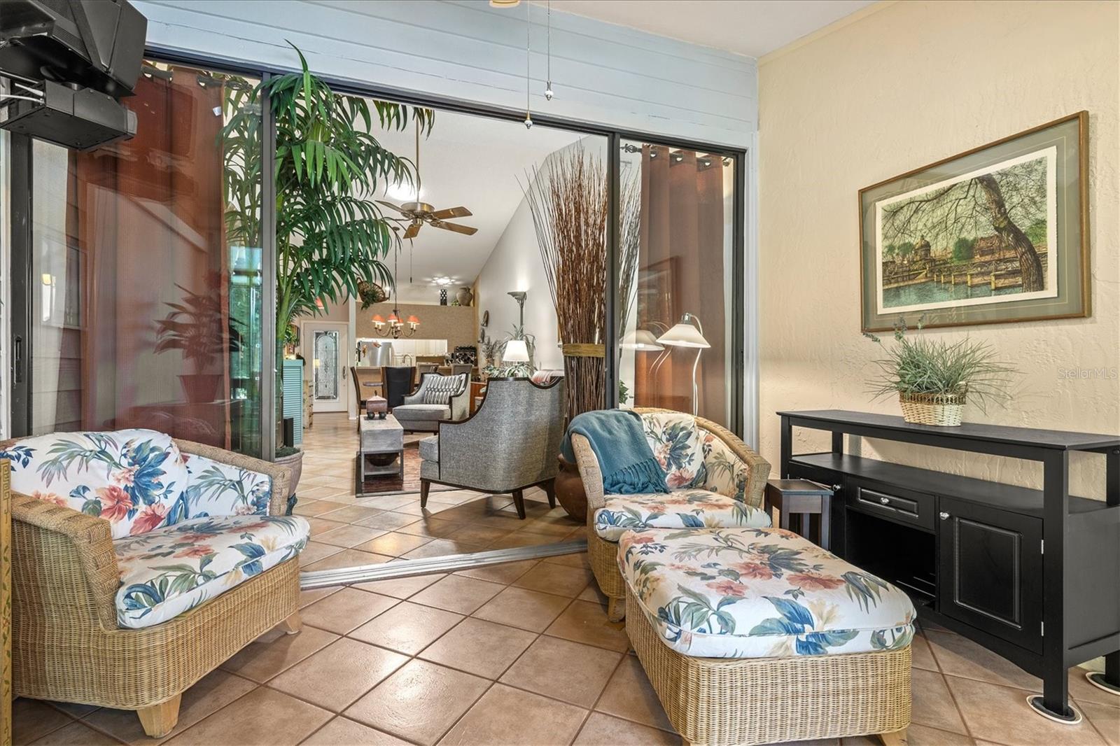Image 23 of 65 For 4612 Park Lake Terrace N