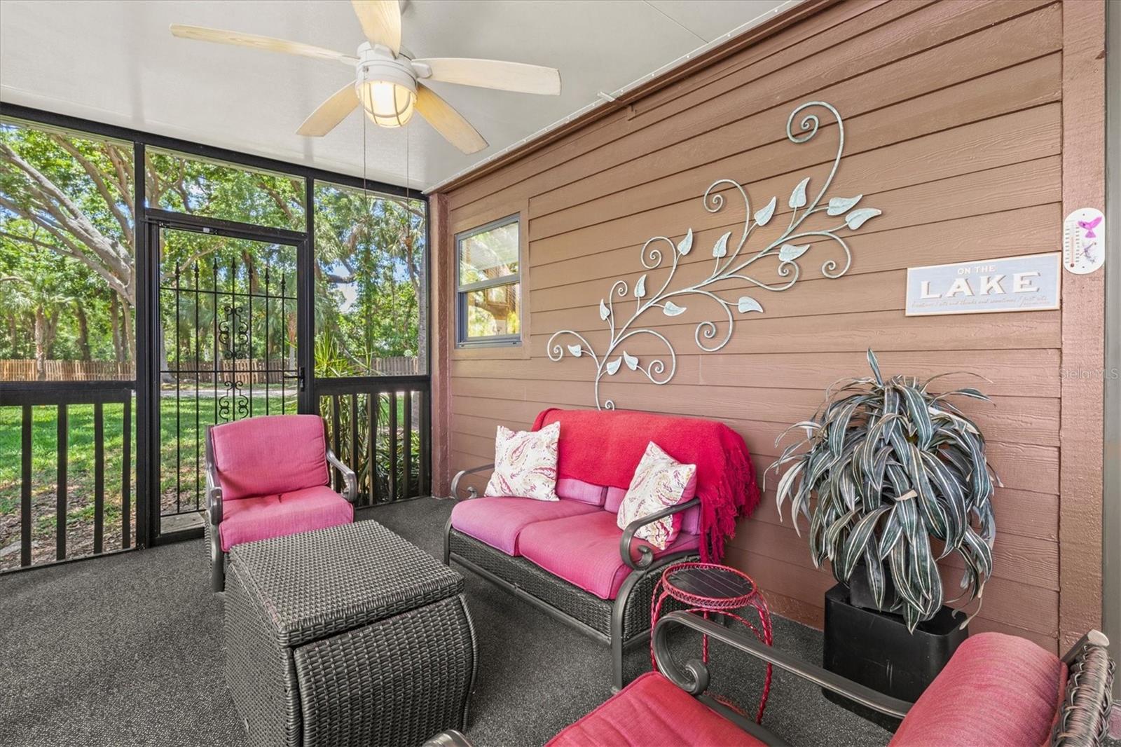 Image 25 of 65 For 4612 Park Lake Terrace N