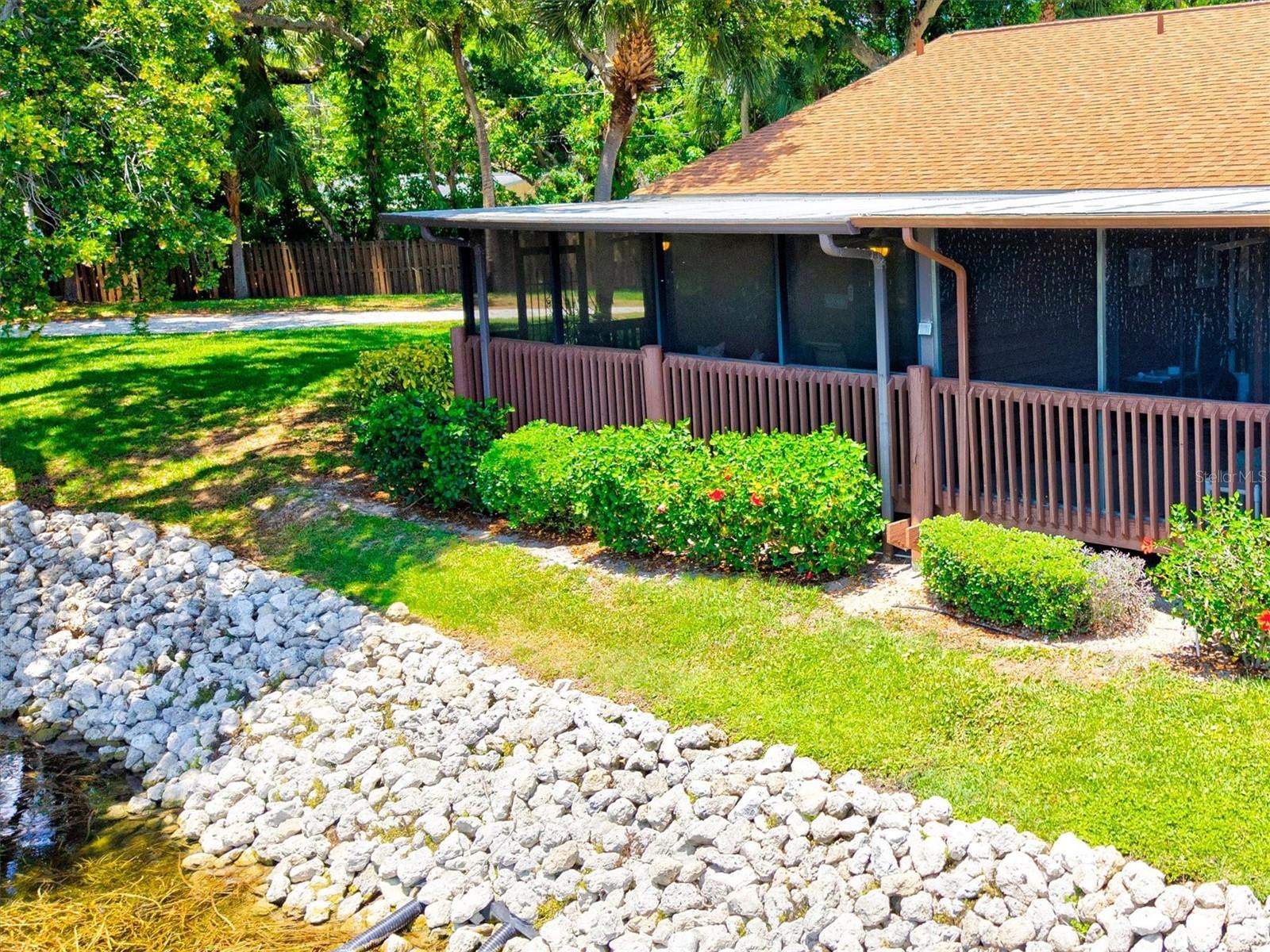 Image 38 of 65 For 4612 Park Lake Terrace N