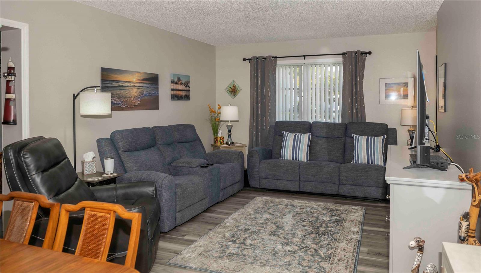 Image 6 of 25 For 6024 Coral Way