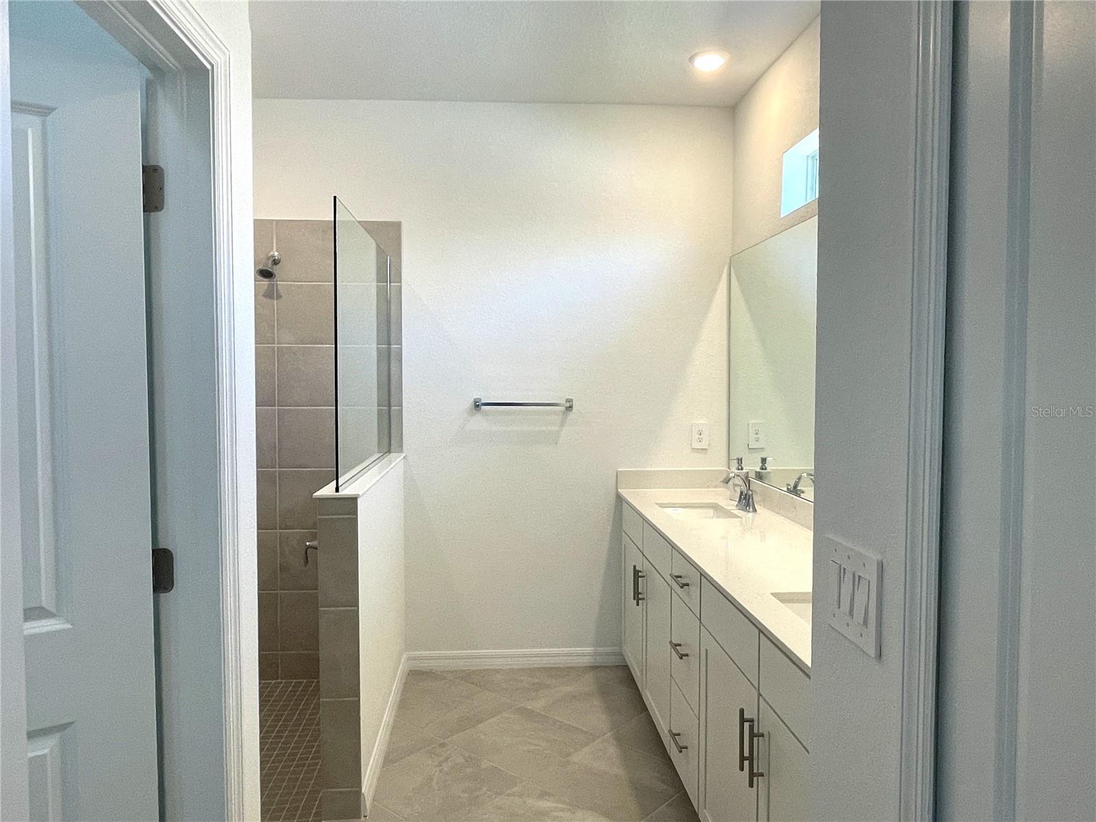 Image 20 of 35 For 11308 Pinot Drive