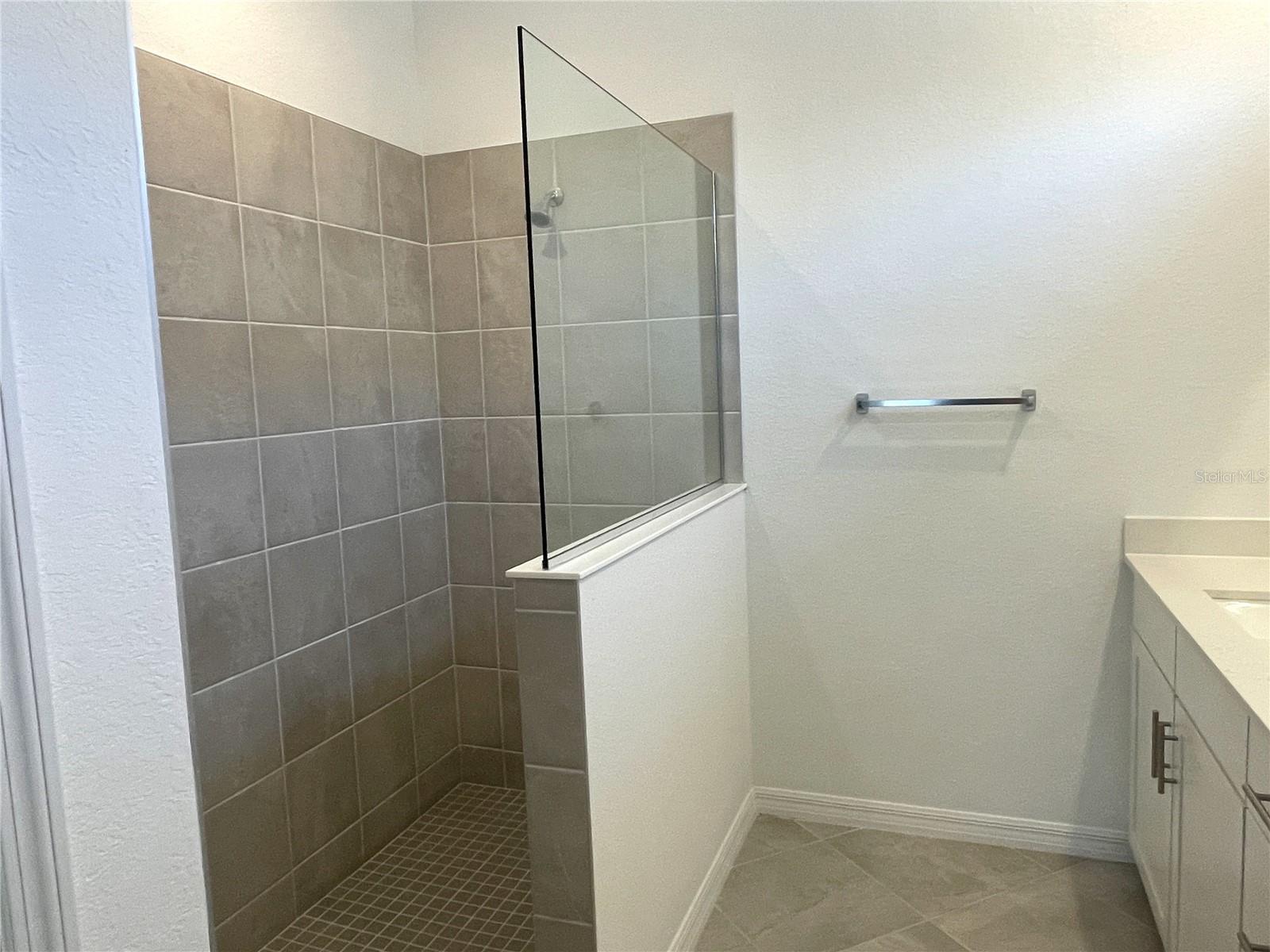 Image 21 of 35 For 11308 Pinot Drive