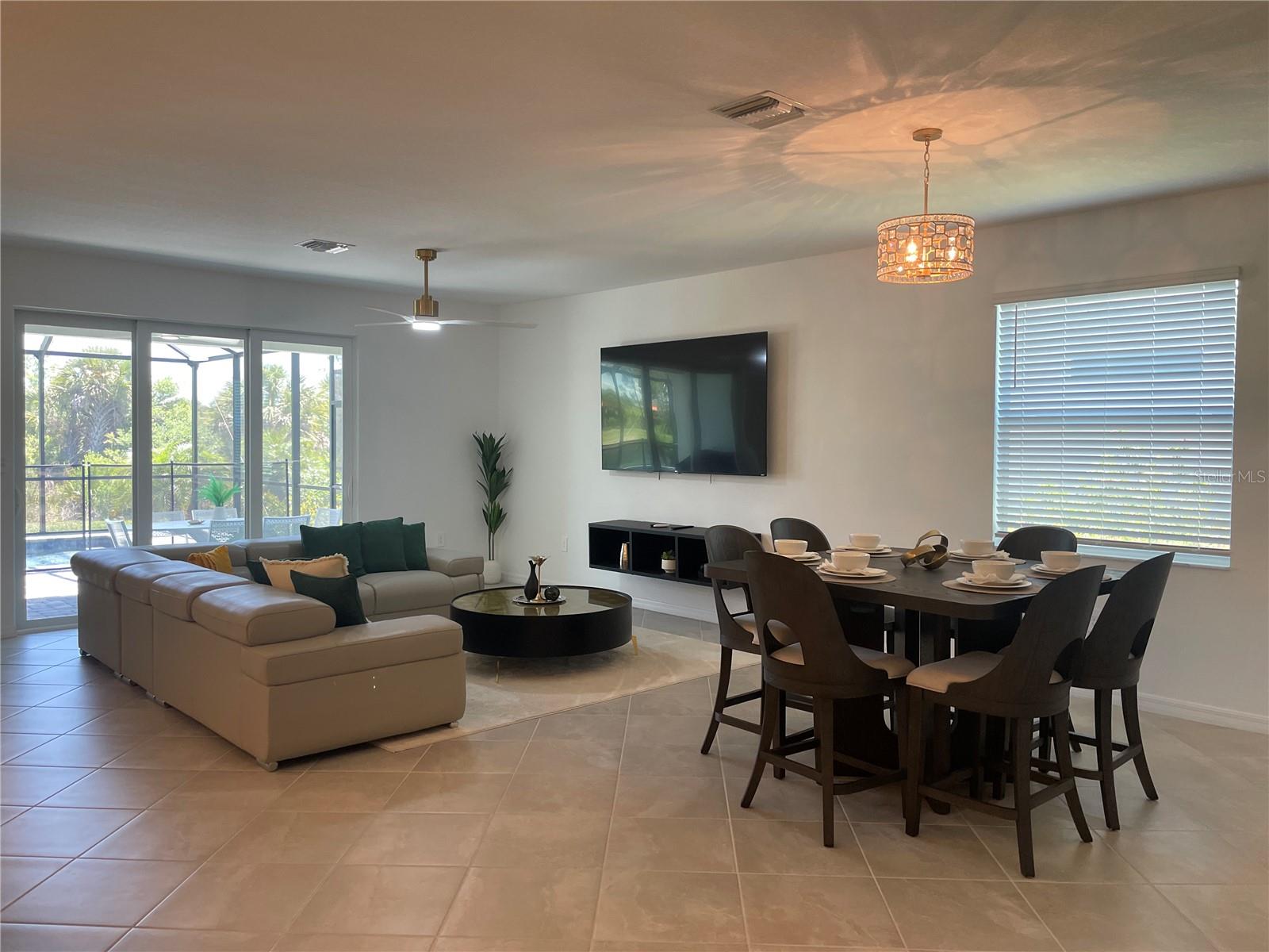 Image 5 of 35 For 11308 Pinot Drive