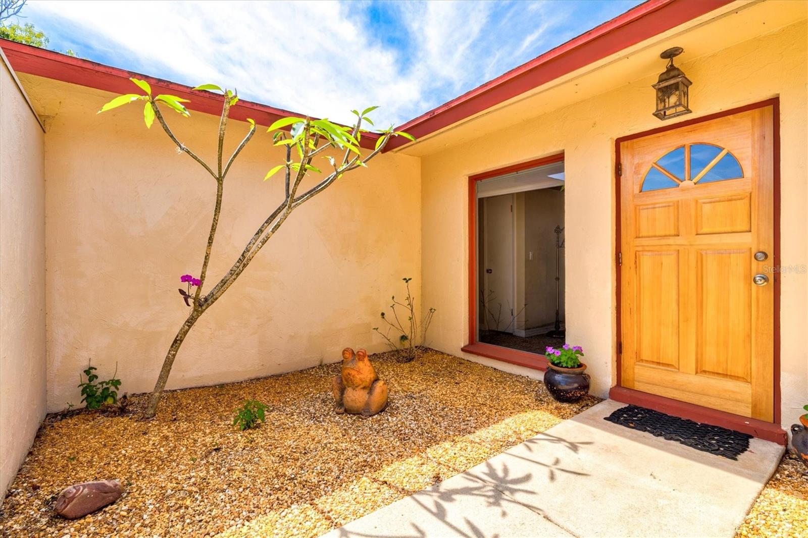 Image 9 of 91 For 6533 Bowline Drive