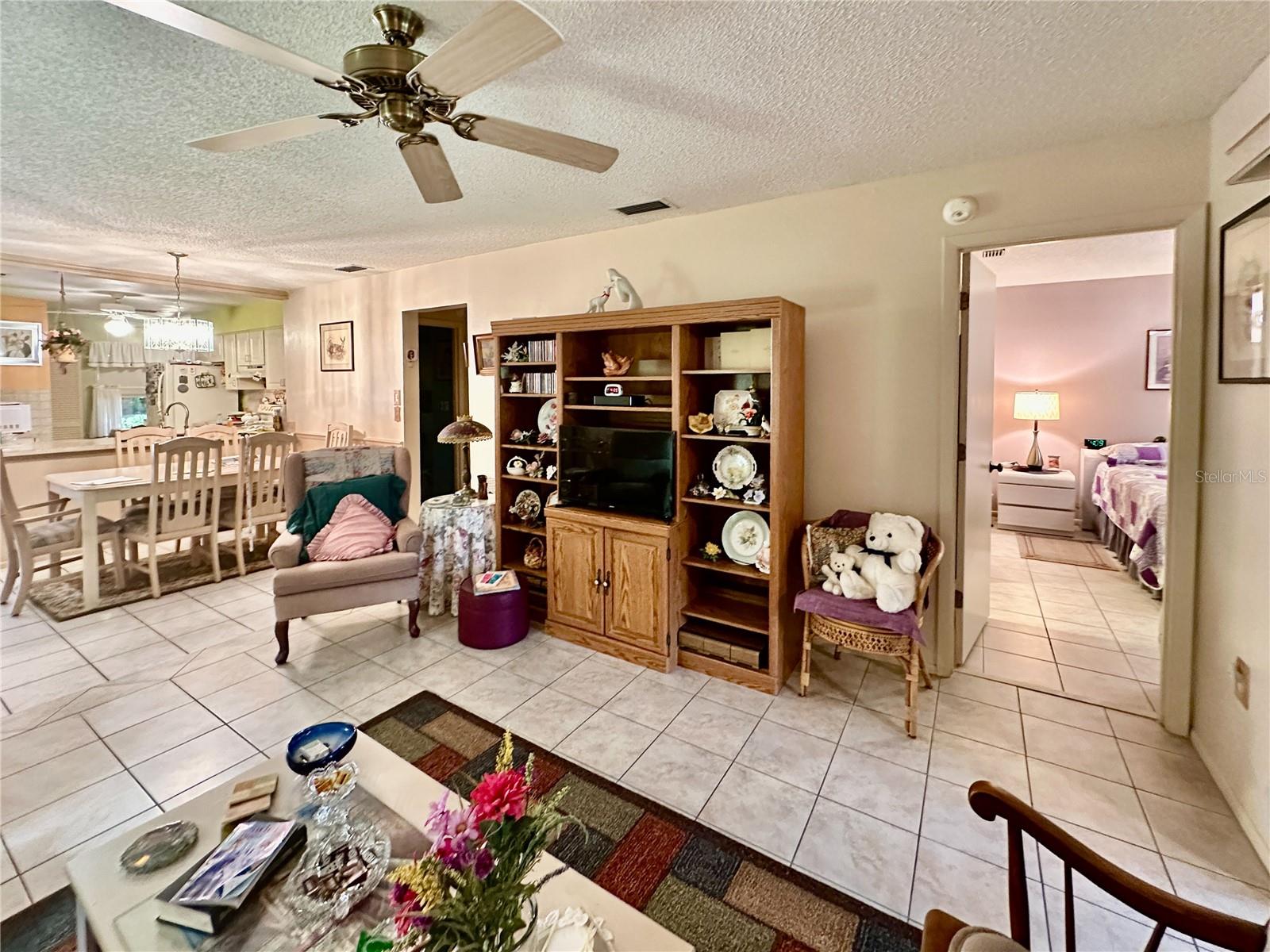 Image 16 of 52 For 3332 Tallywood Court 7086