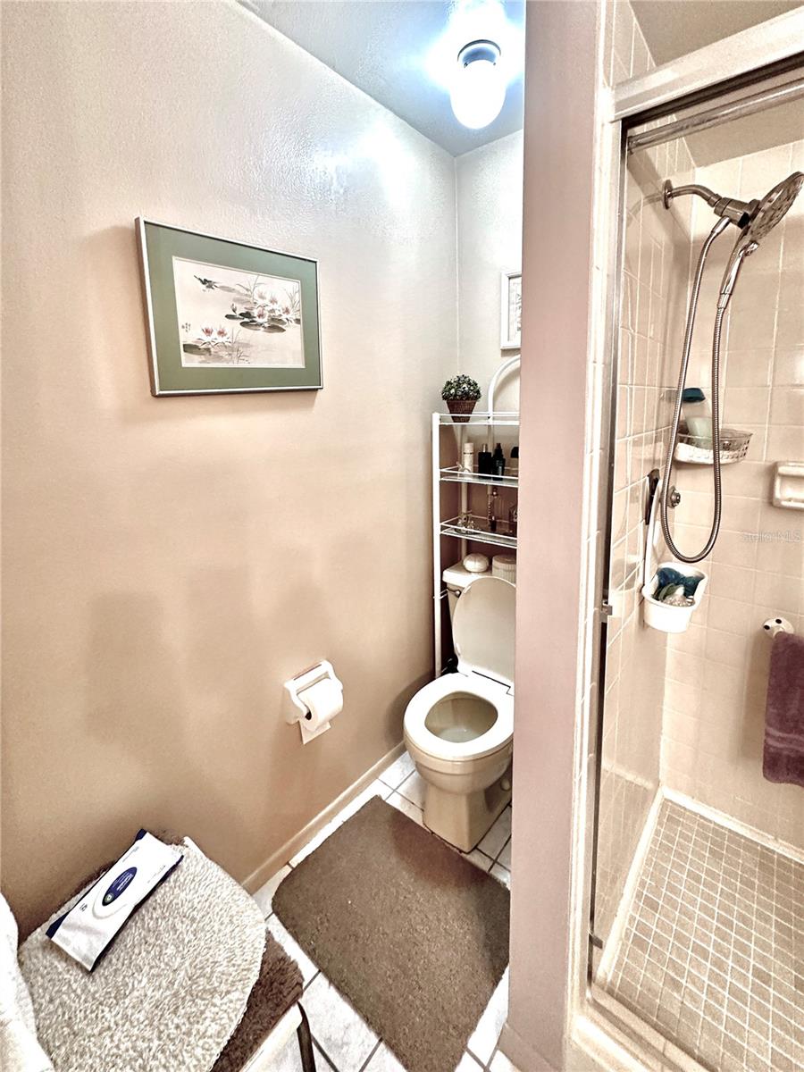 Image 23 of 52 For 3332 Tallywood Court 7086