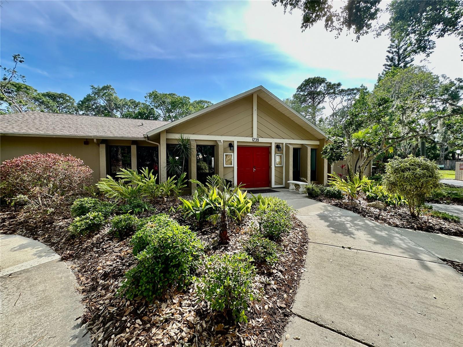 Image 32 of 52 For 3332 Tallywood Court 7086