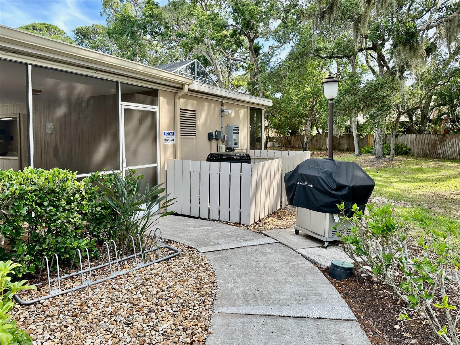 Image 34 of 52 For 3332 Tallywood Court 7086