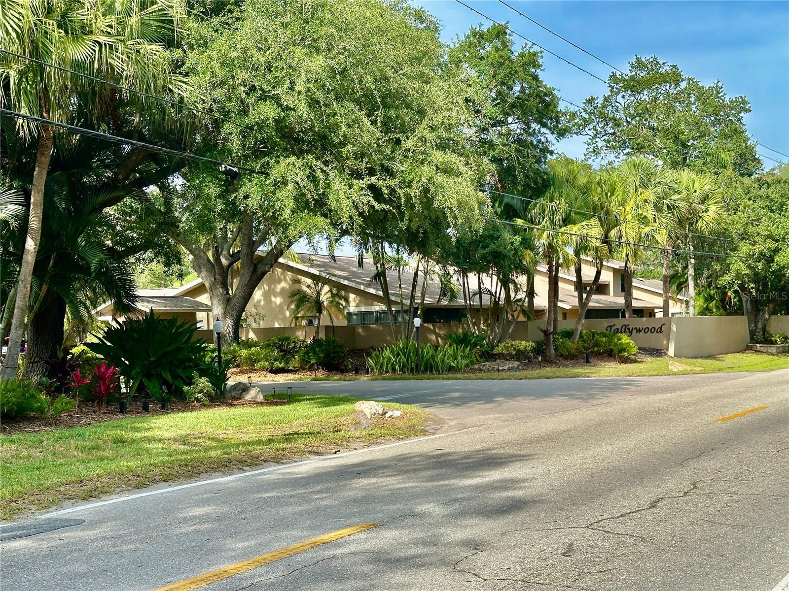Image 51 of 52 For 3332 Tallywood Court 7086