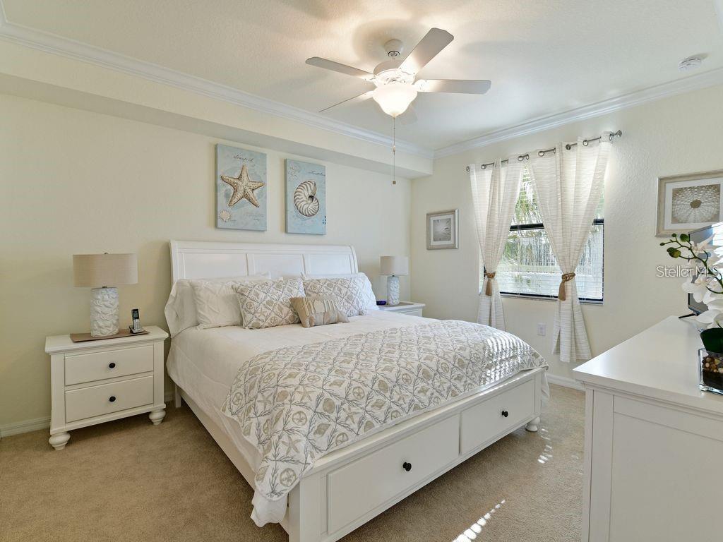 Image 14 of 39 For 16804 Vardon Terrace 105