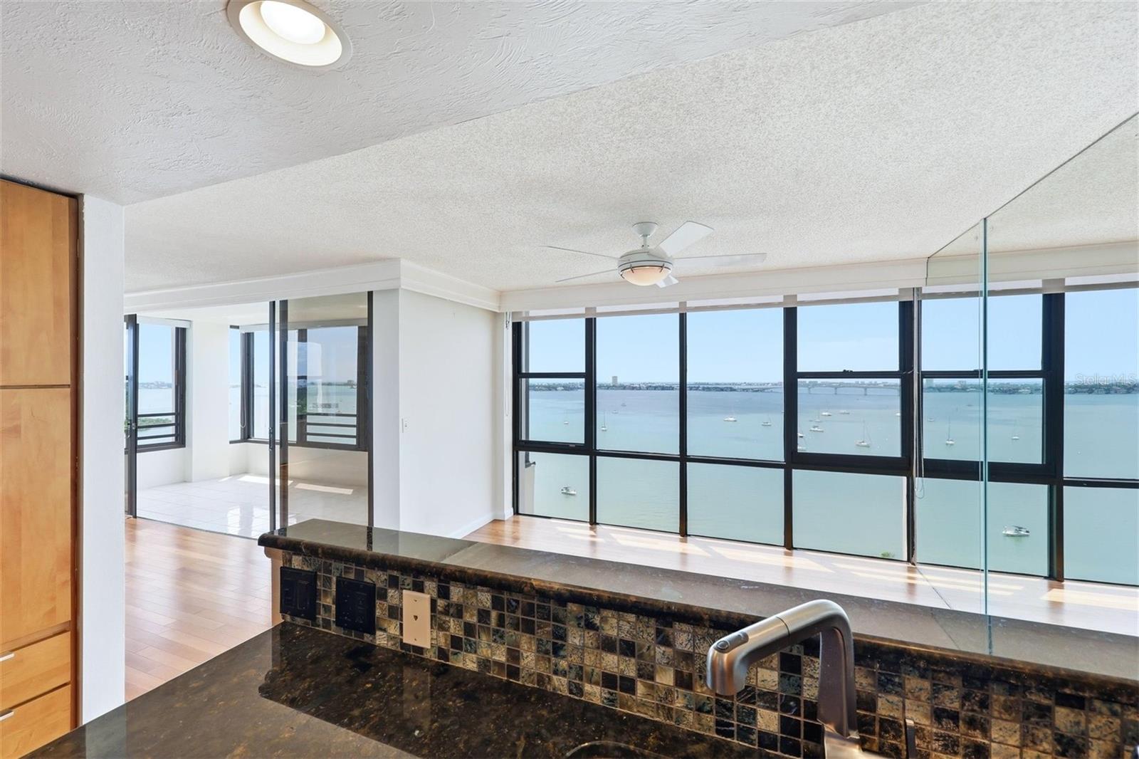 Image 16 of 46 For 770 Palm Avenue 1501