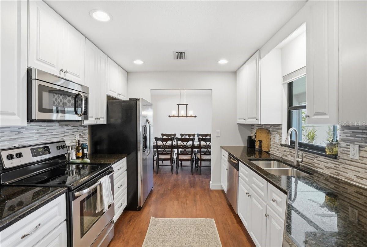 Image 16 of 72 For 4503 4th Avenue Drive E