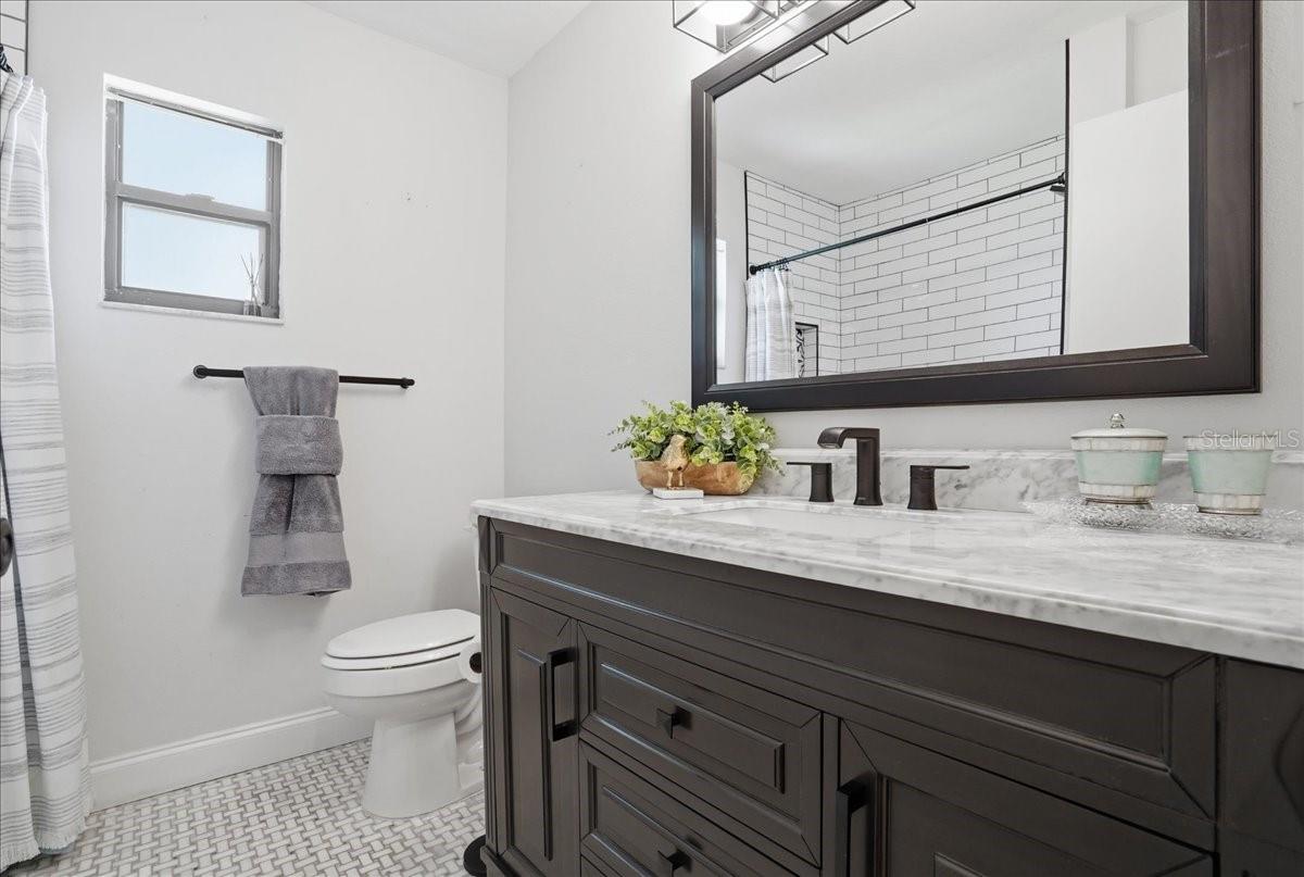 Image 22 of 72 For 4503 4th Avenue Drive E