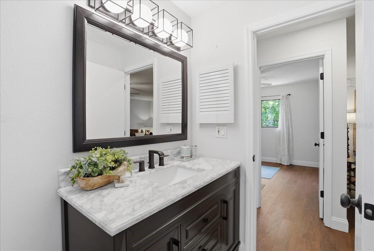Image 23 of 72 For 4503 4th Avenue Drive E