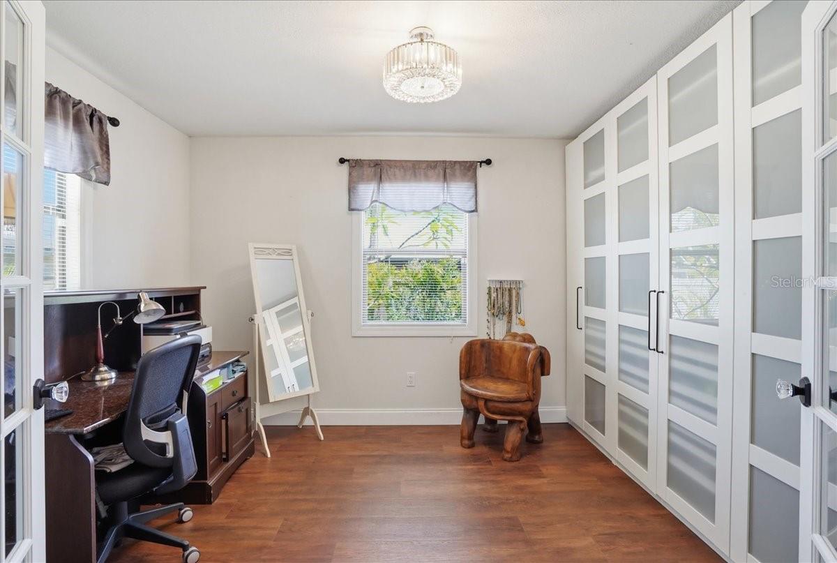 Image 32 of 72 For 4503 4th Avenue Drive E