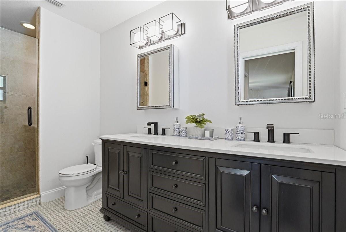 Image 36 of 72 For 4503 4th Avenue Drive E