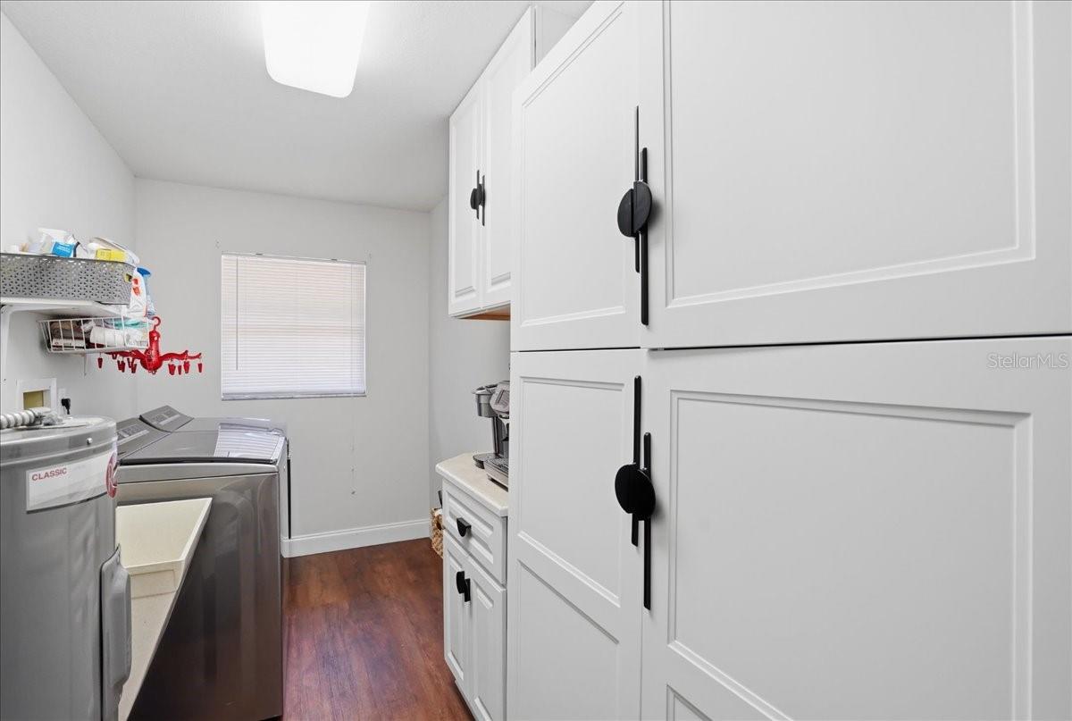Image 38 of 72 For 4503 4th Avenue Drive E
