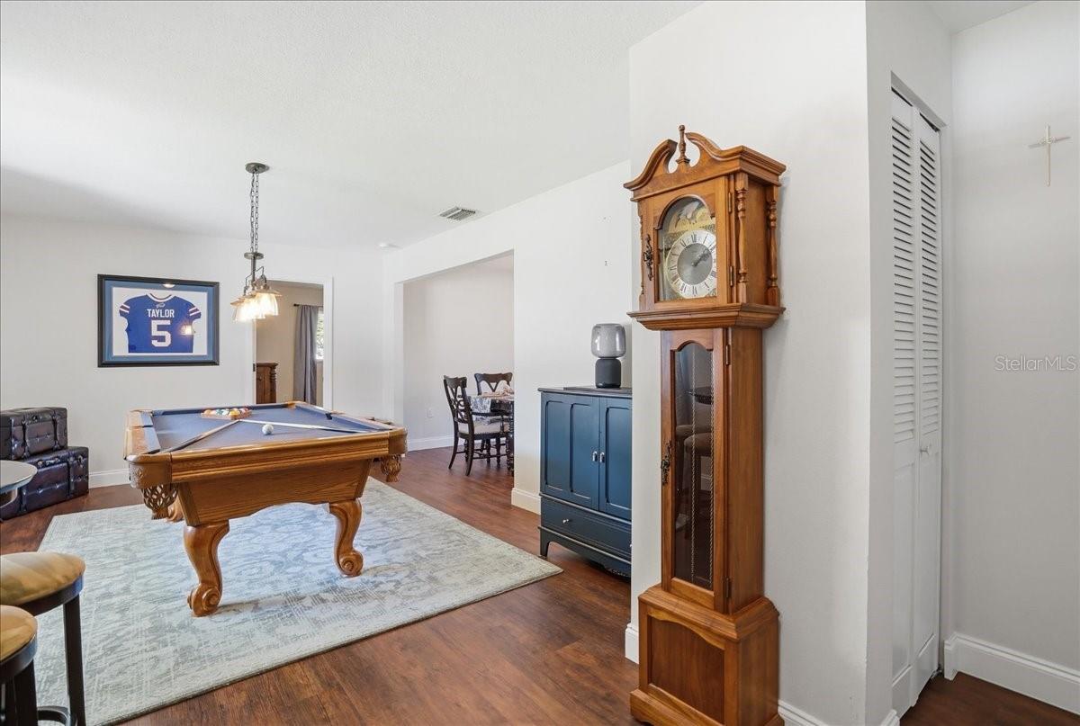 Image 4 of 72 For 4503 4th Avenue Drive E