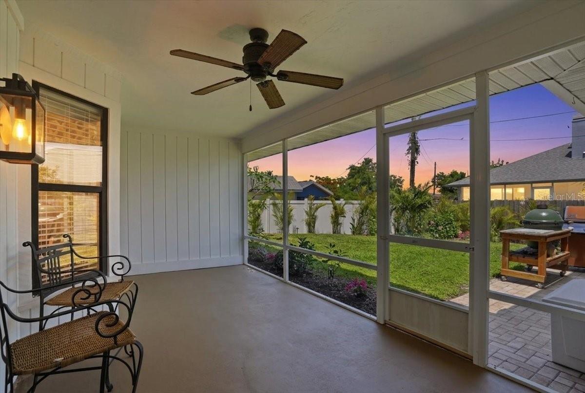 Image 44 of 72 For 4503 4th Avenue Drive E