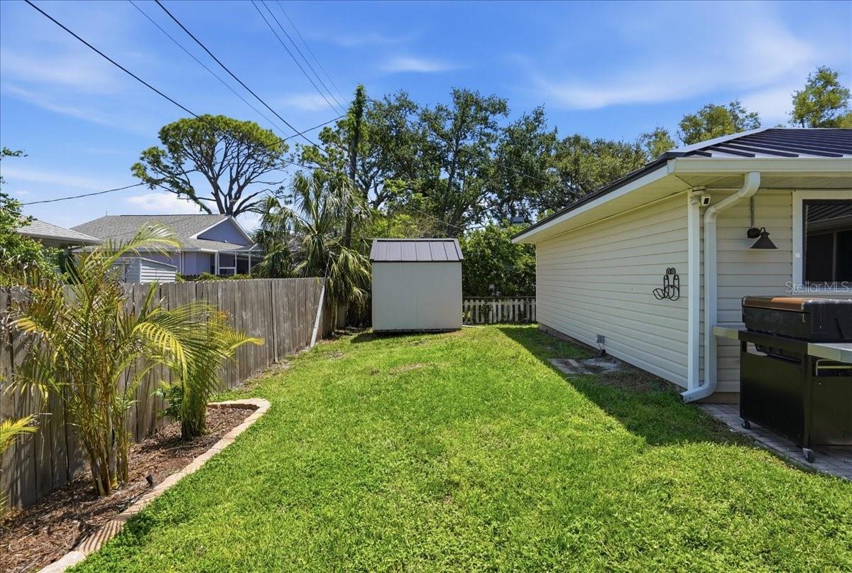 Image 48 of 72 For 4503 4th Avenue Drive E