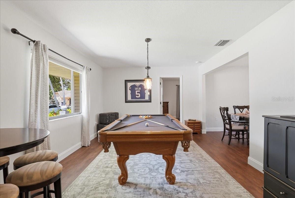 Image 5 of 72 For 4503 4th Avenue Drive E