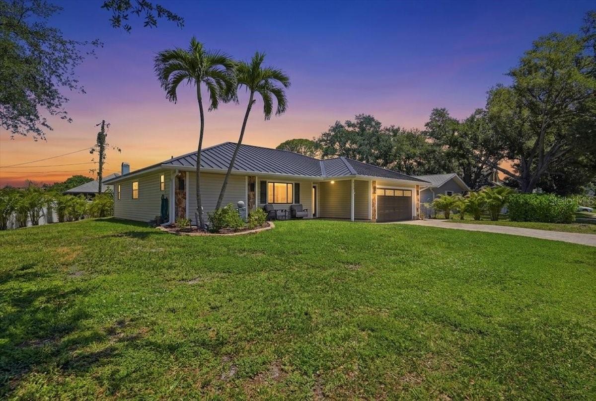 Image 65 of 72 For 4503 4th Avenue Drive E