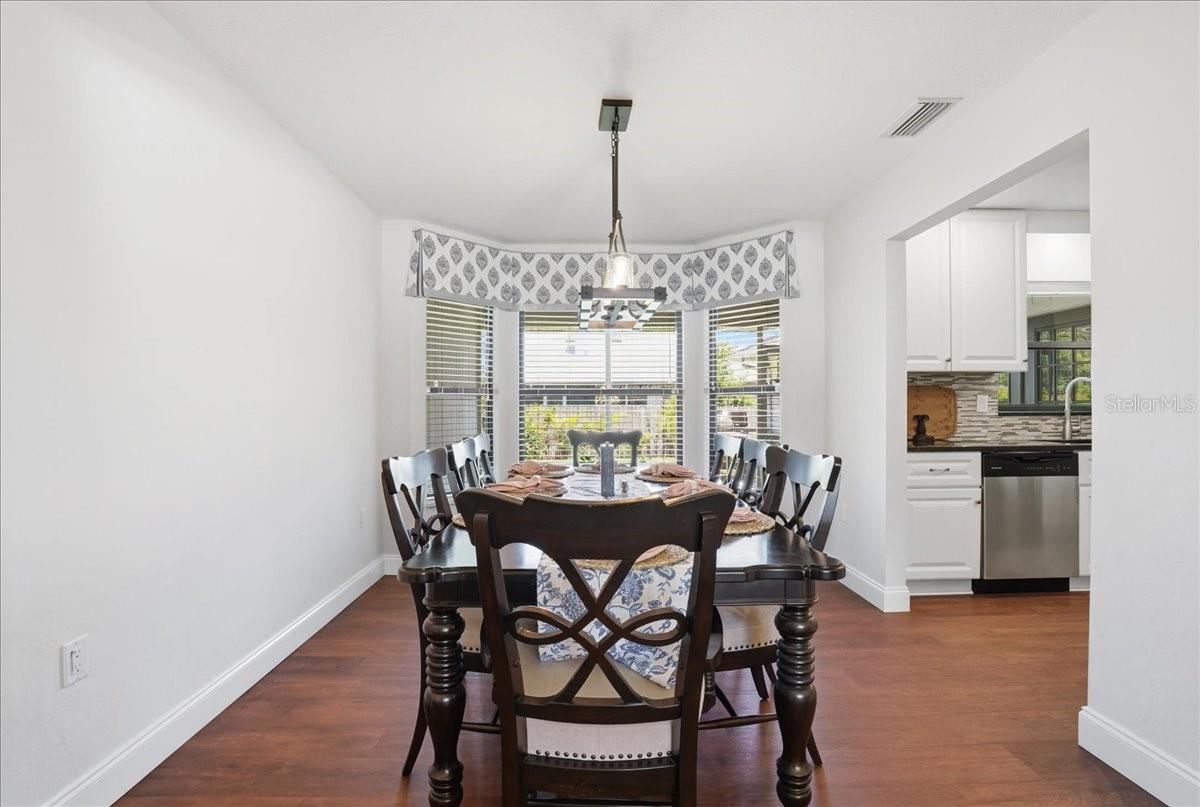 Image 8 of 72 For 4503 4th Avenue Drive E