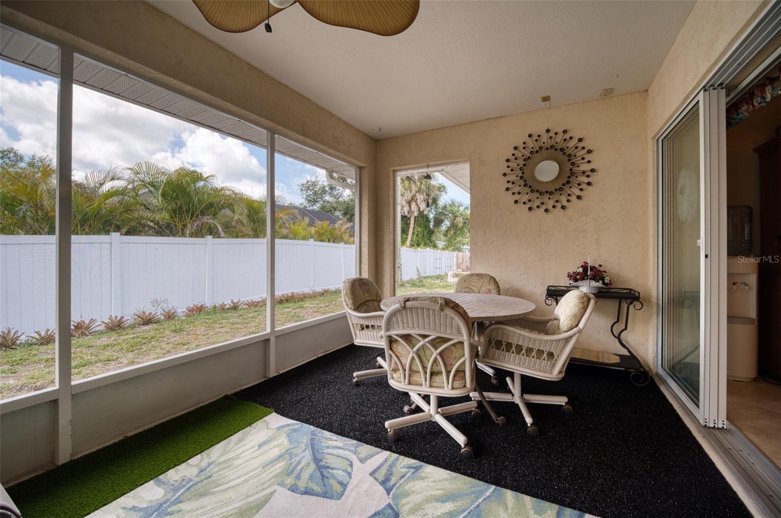 Image 18 of 22 For 541 Falkland Road