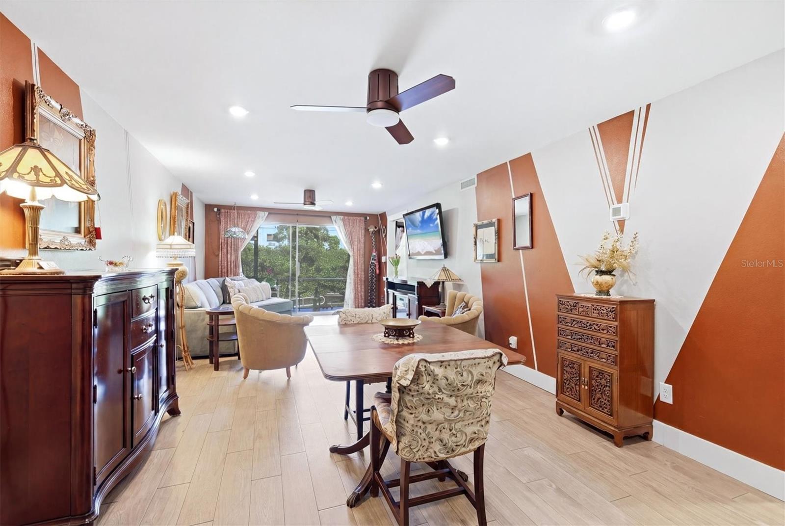 Image 13 of 43 For 1650 Pine Tree Lane 103
