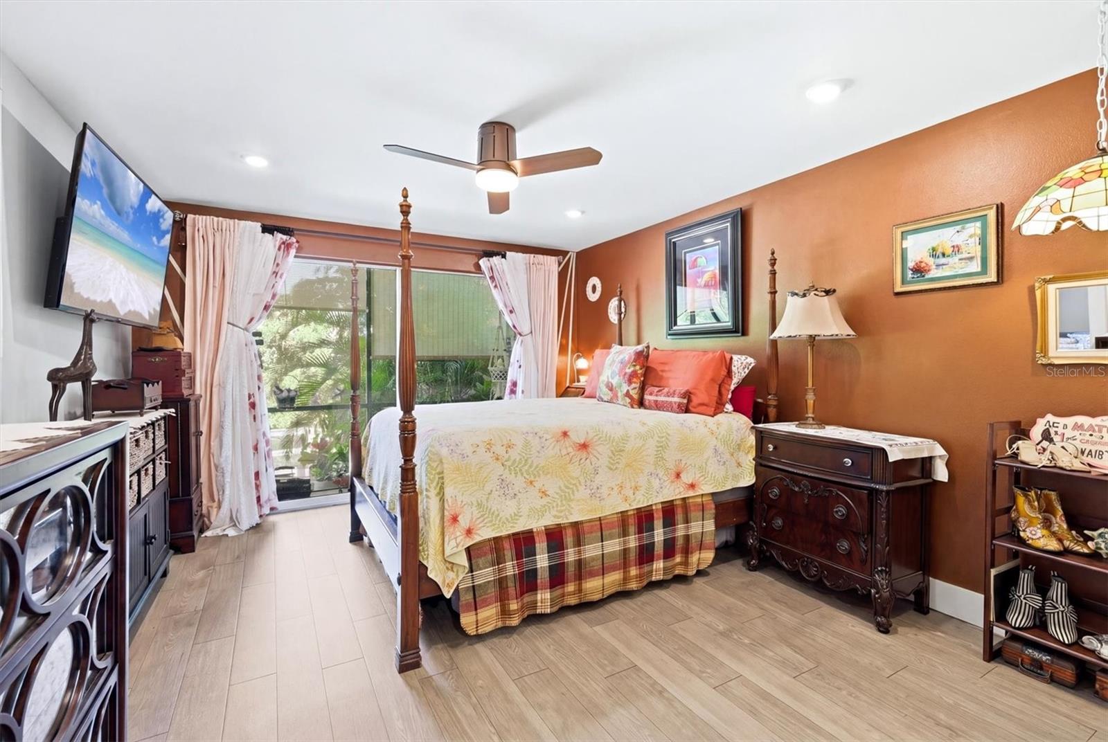 Image 18 of 43 For 1650 Pine Tree Lane 103