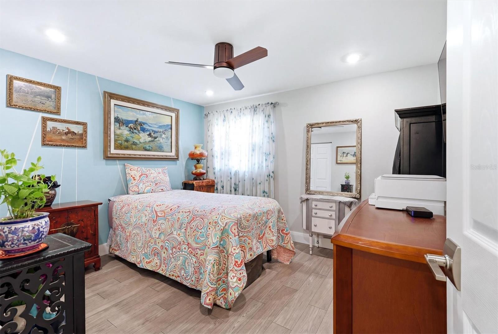Image 24 of 43 For 1650 Pine Tree Lane 103