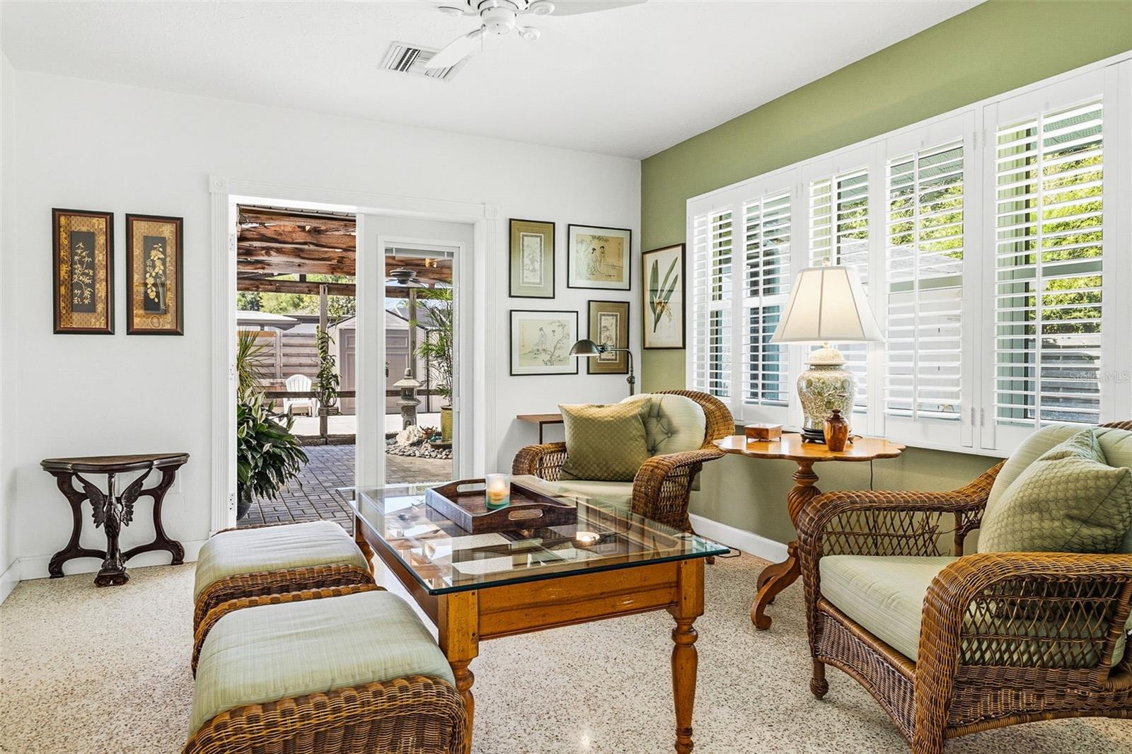 Image 13 of 41 For 2747 Jefferson Circle
