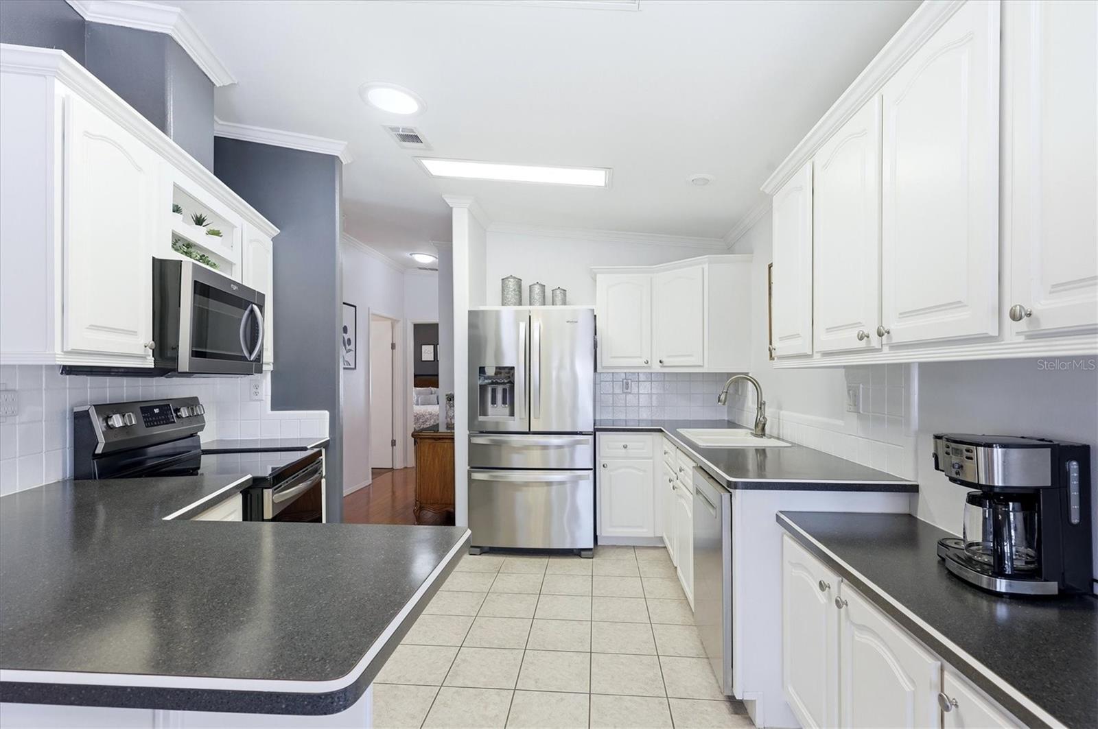 Image 15 of 42 For 2108 Illinois Avenue