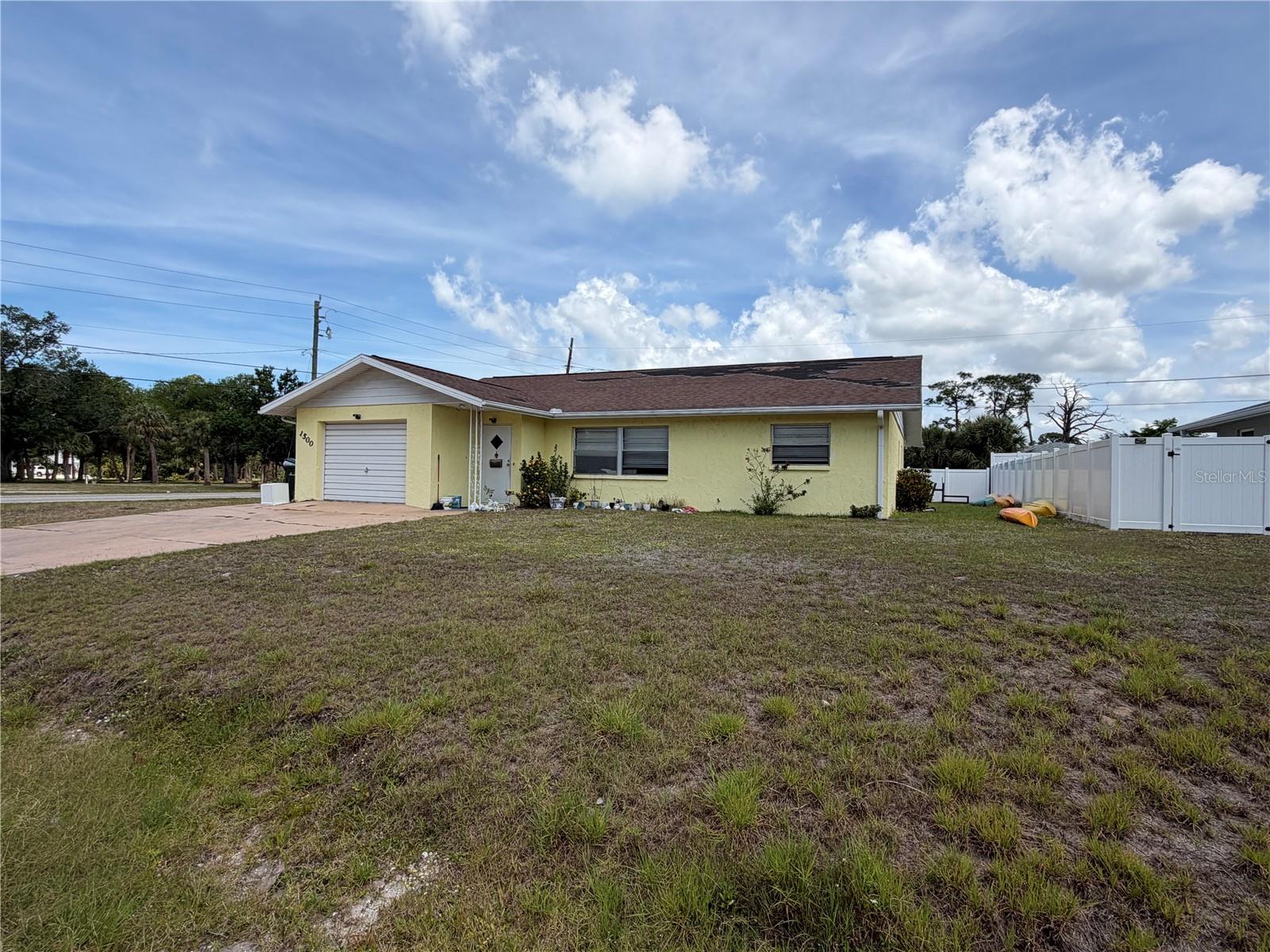 Image 2 of 24 For 1500 Rossanne Place