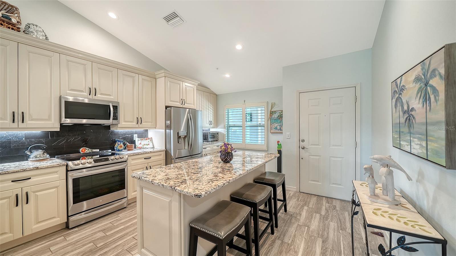 Image 20 of 70 For 8750 Olde Hickory Avenue 9305
