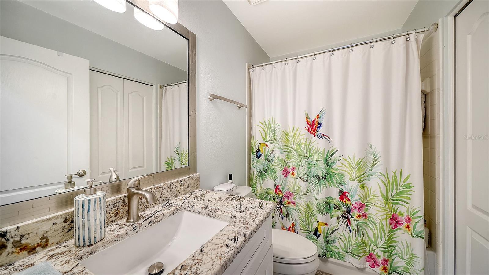 Image 31 of 70 For 8750 Olde Hickory Avenue 9305