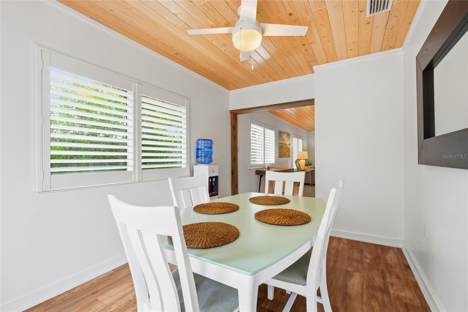 Image 18 of 42 For 845 Highland Street