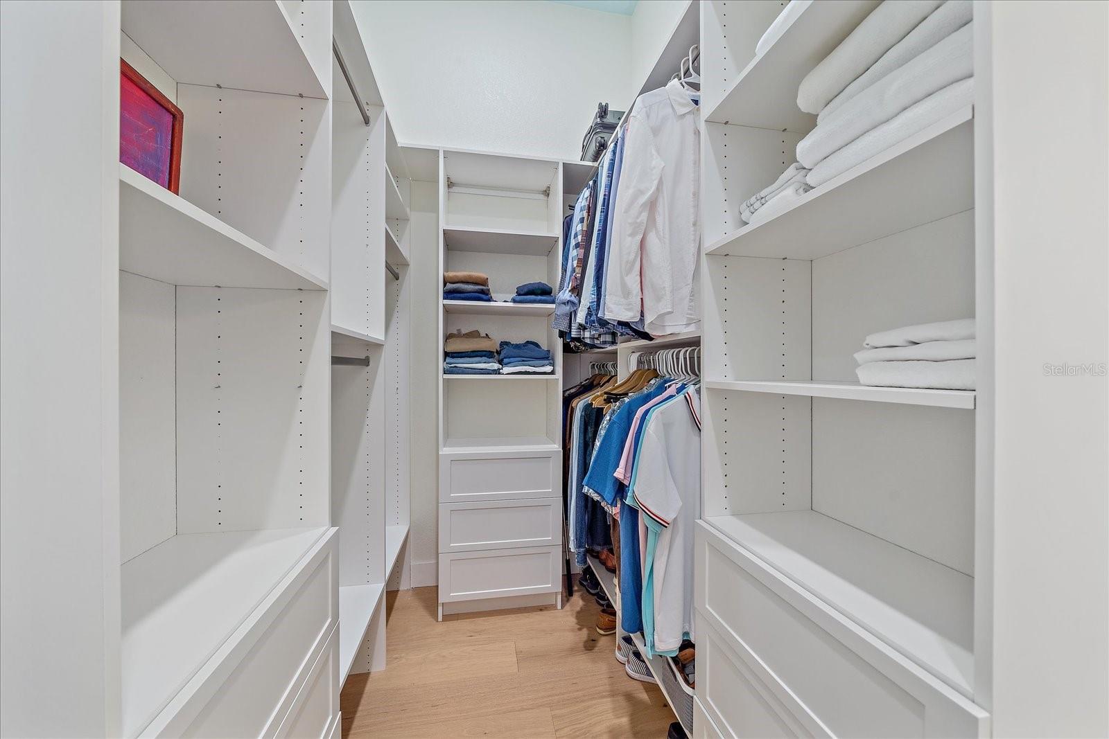 Image 32 of 85 For 7507 Ascot Court