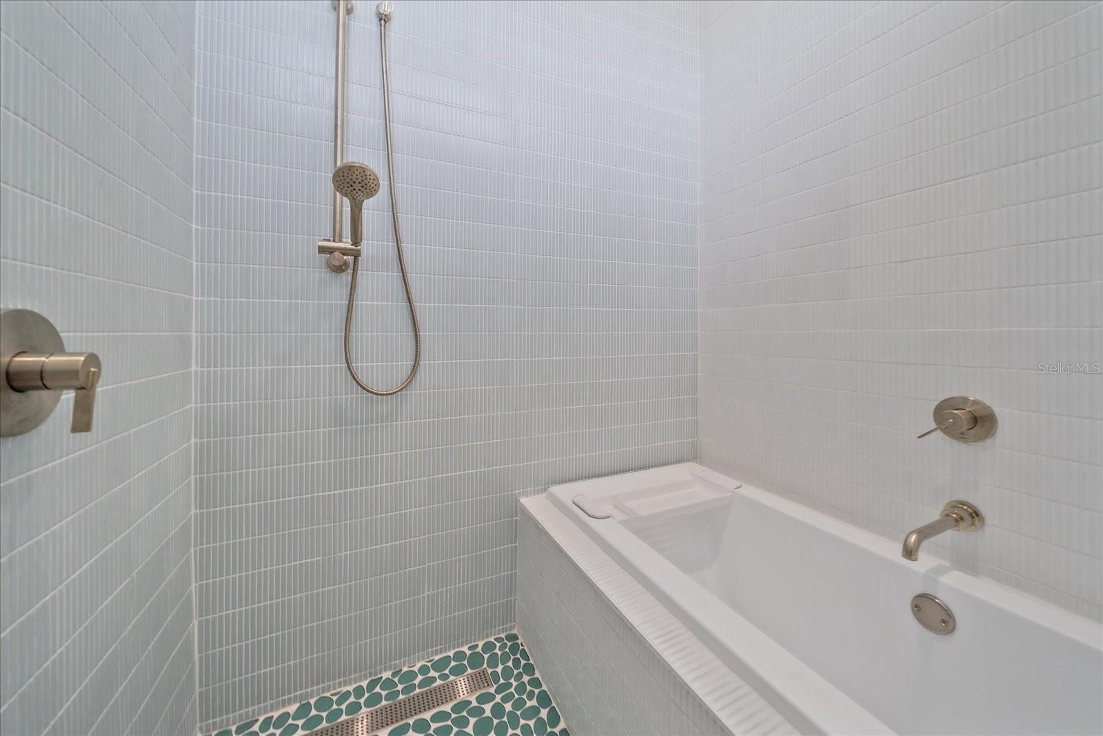 Image 46 of 85 For 7507 Ascot Court