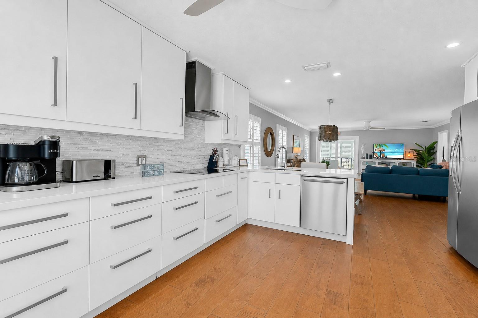 Image 14 of 73 For 2300 Avenue B