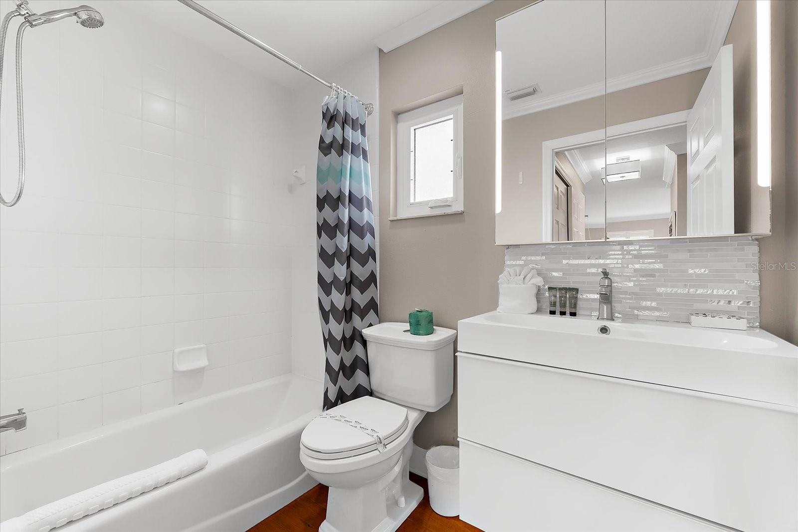 Image 39 of 73 For 2300 Avenue B