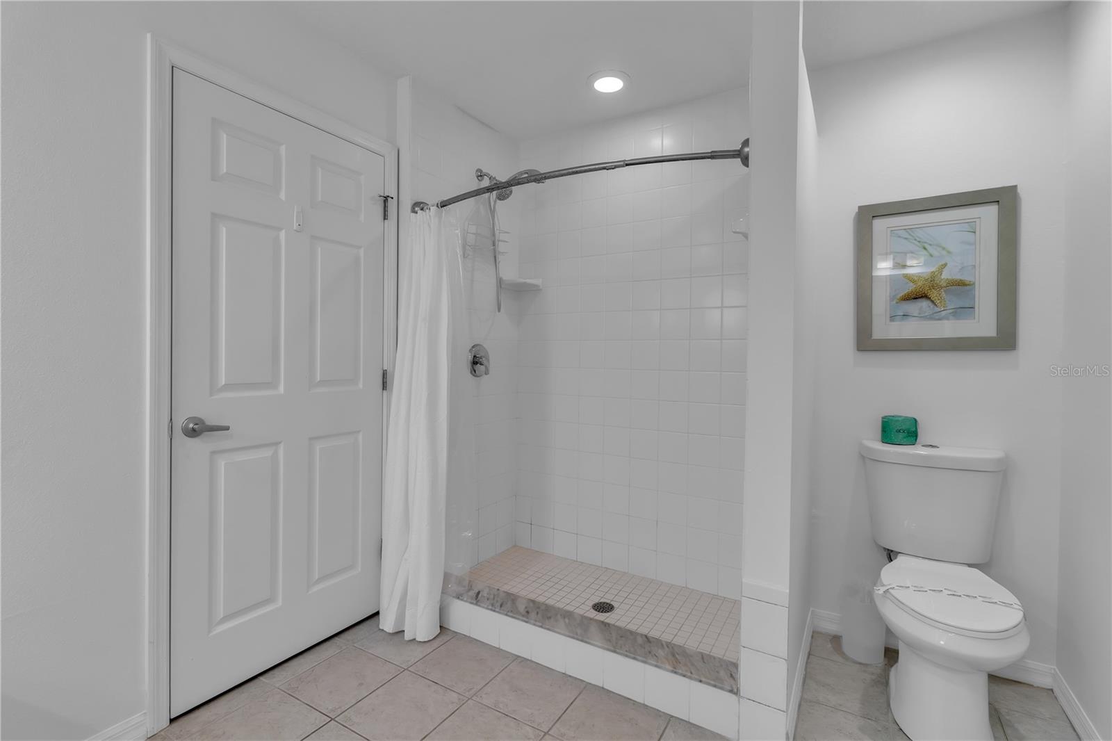 Image 65 of 73 For 2300 Avenue B