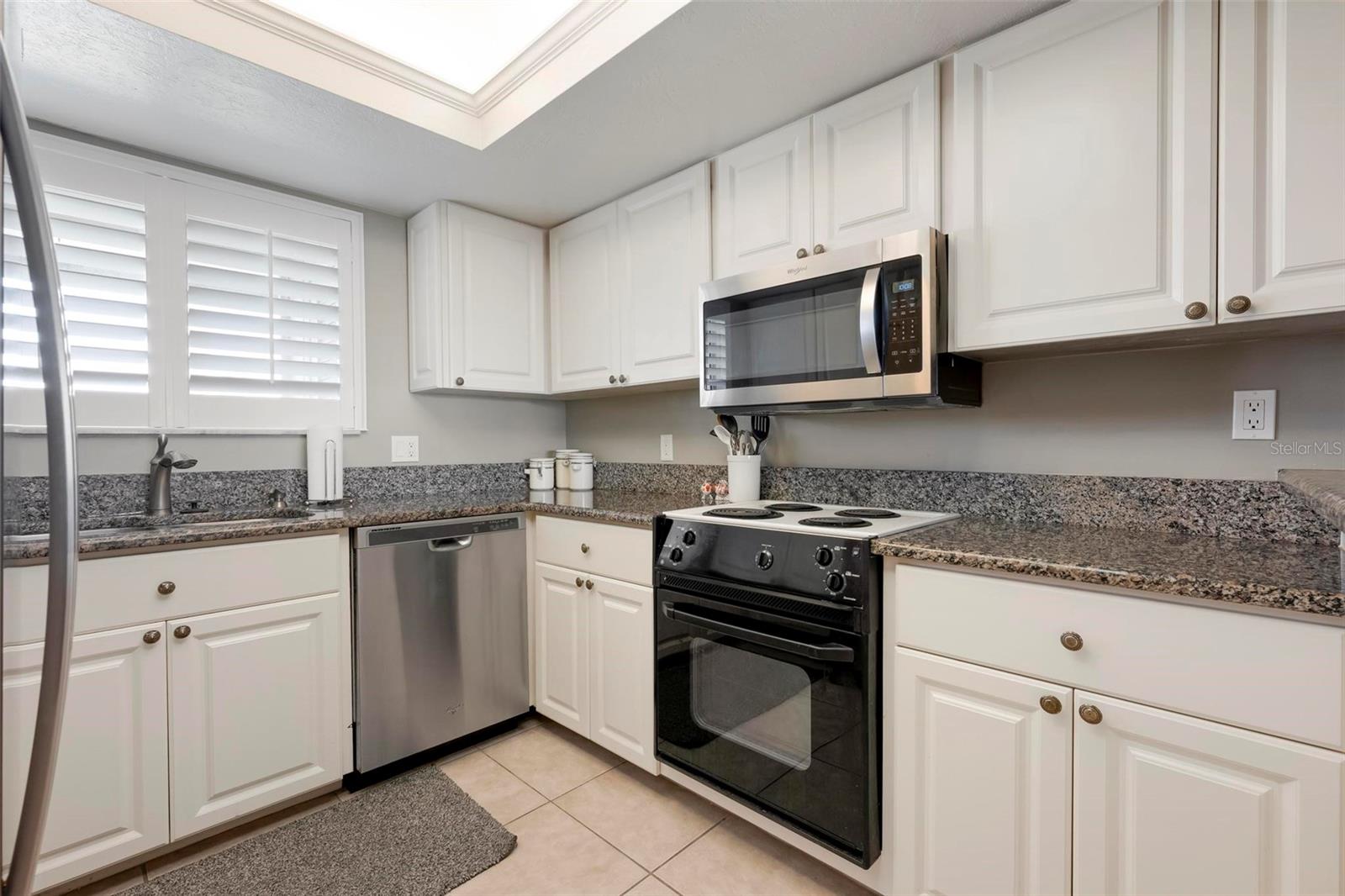 Image 11 of 28 For 711 Manatee Avenue