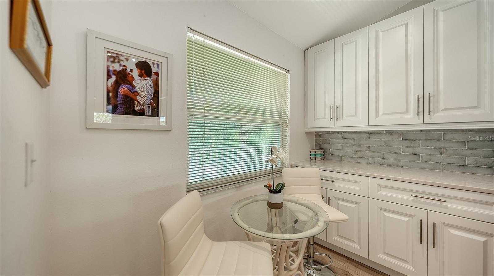 Image 12 of 63 For 8735 Olde Hickory Avenue 8308